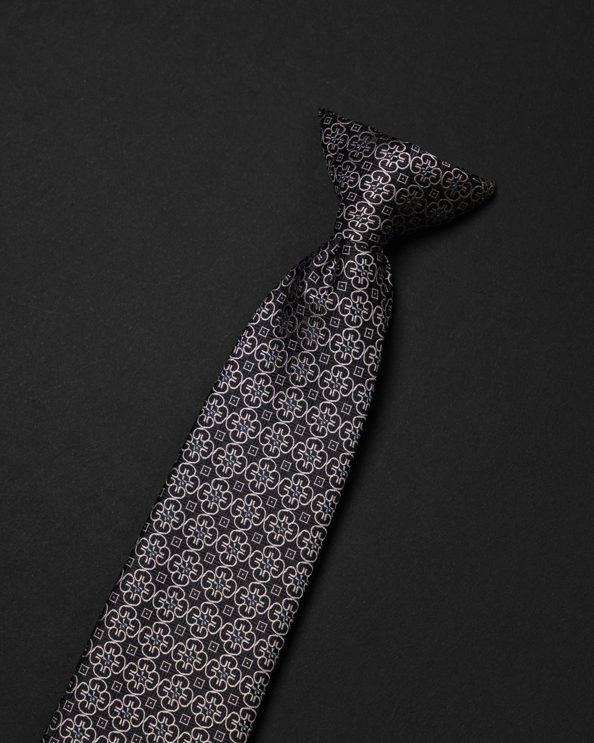 Standard Ready Tie LY-68